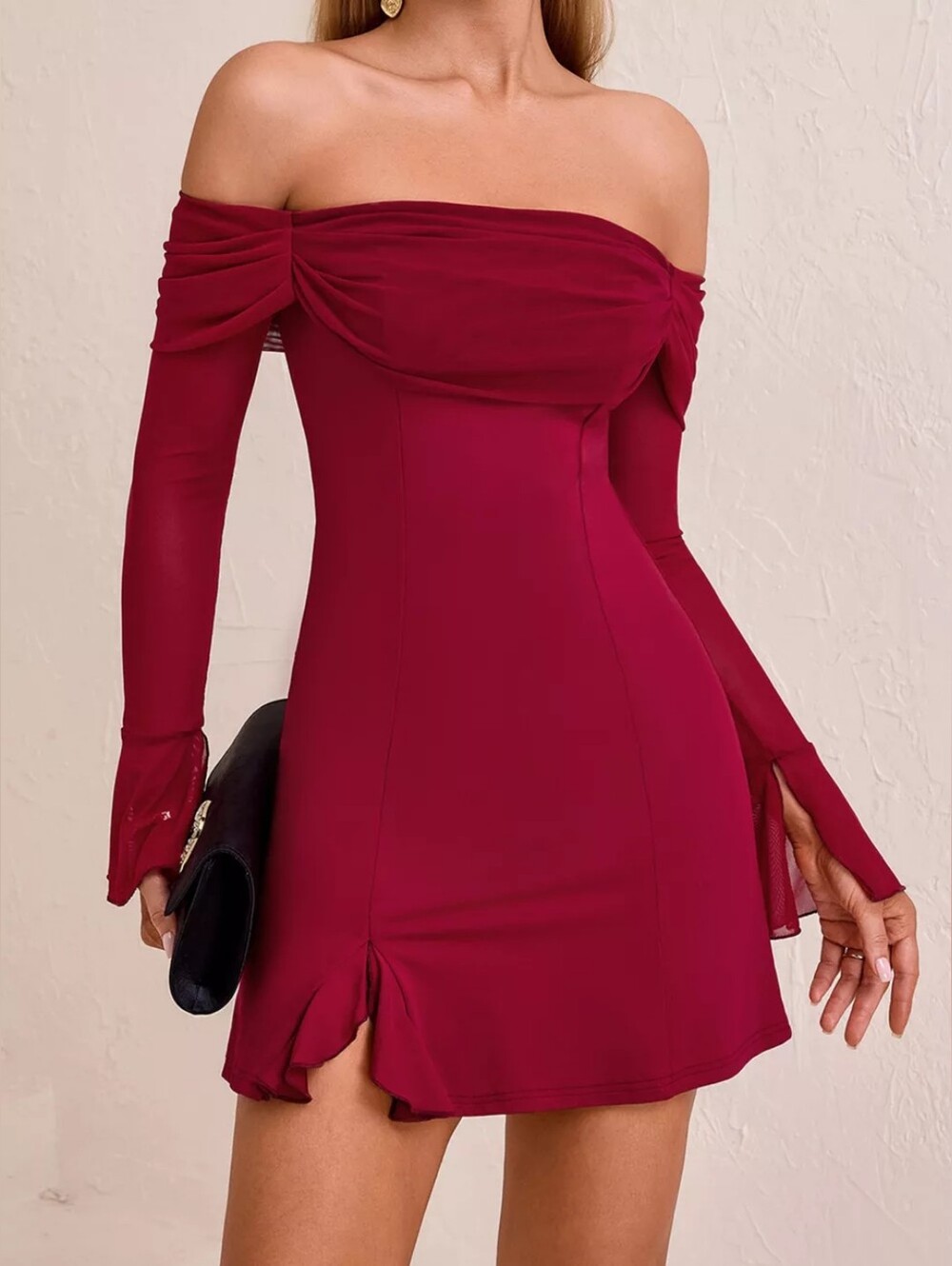 🌸Burgundy Off Shoulder Long Sleeve Mini Bodycon Dress